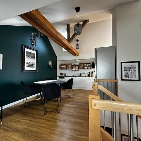 Nr 14 - Hochwertiges 3 Maisonette Mit Grosszugigen Wohnbereich Und Balkon Apartmán Lipsko